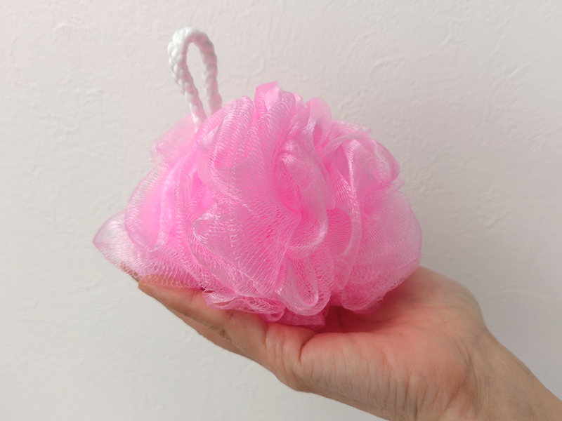 キクロン泡ボールを手にのせた画像